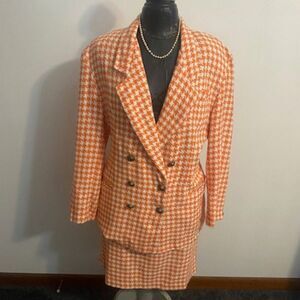 Chelsea Collection Vintage Orange/White houndstooth woven skirt set, size M